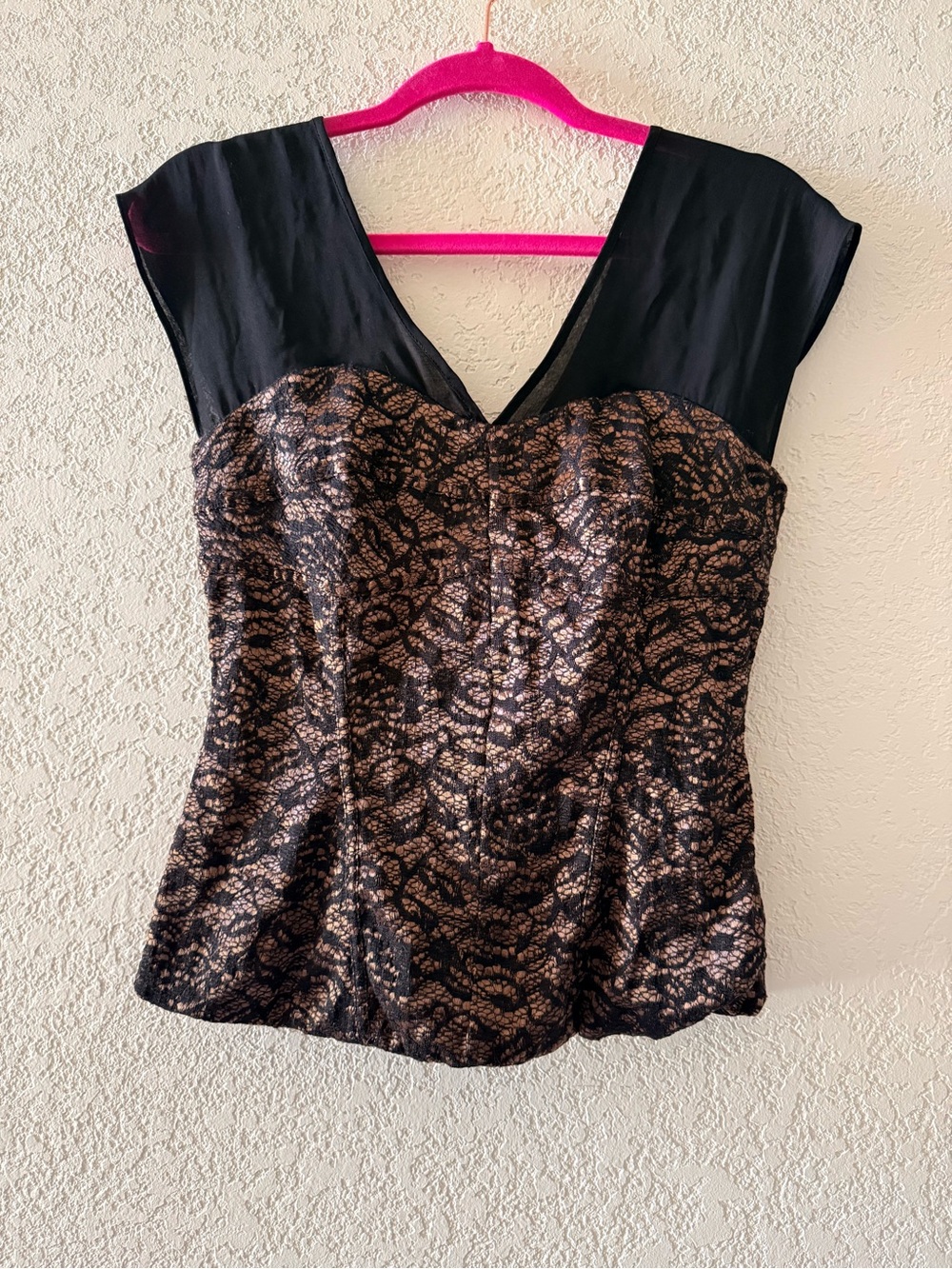 Lace Corset Boning Sheer Black Gold Floral Lace Overlay Womens V Neckline Sz 4